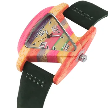 Einzigartige Dreieck Frauen Holz Uhr Kreative Bunte Dame Grün/ Rot Echtem Leder Armbanduhr Elegante Damen Uhren Top Geschenke