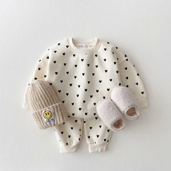 Koreanische 2023 Frühling Baby Mädchen Kleidung Set Mode Infant Volle Herz Luxus Designer Kleinkind Jungen Hoodie+Hosen Anzug 12months-2Y