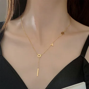 Mode, Elegante Und Charmante Liebe Brief Muster Halskette Für Frauen Titan Stahl Gold Farbe Frau Halskette Anhänger Schmuck