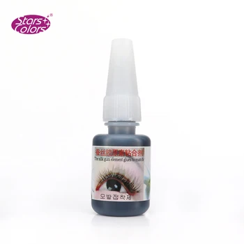 Für die Praxis 15ml Wasser-Beweis Silk Wimpern Kleber Klebstoff Dunklen Ton und Klare Schwarz Gummi Latex Eyelash Glue